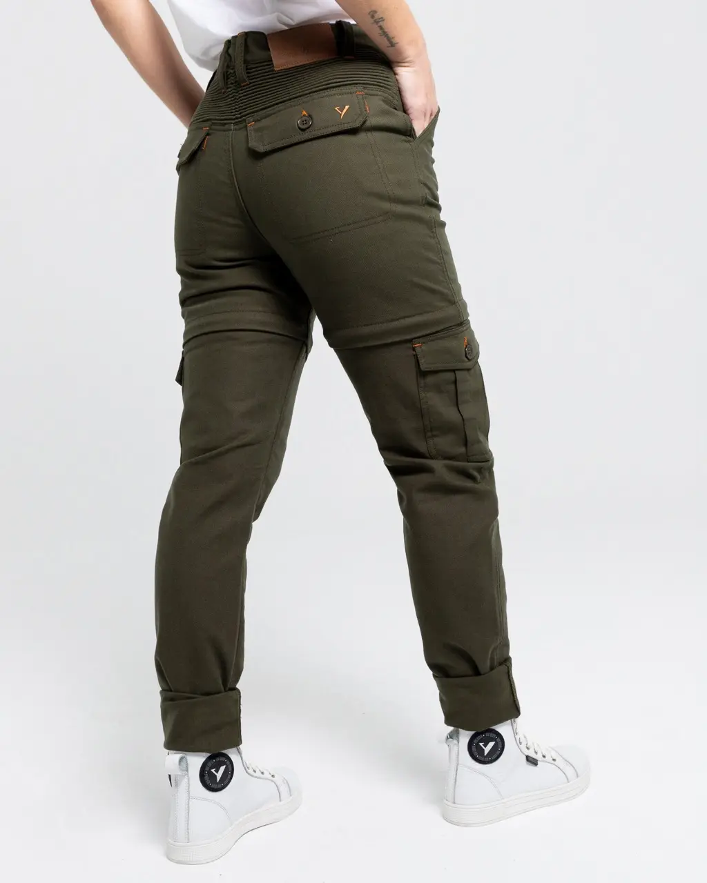 Trouser_Air_III_Lady_Green_4 en tamaño grande.webp