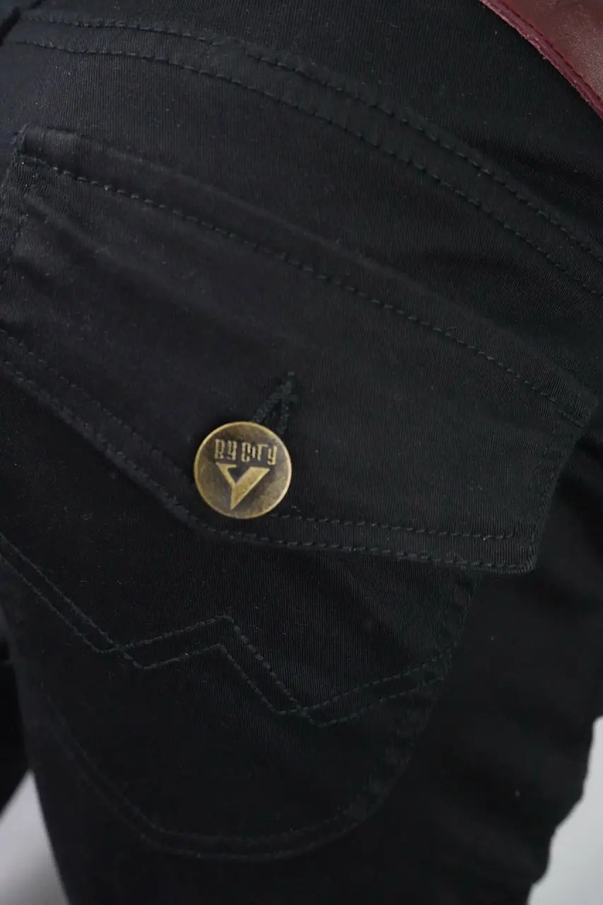 Trousers_Mixed_Slim_III_Lady_Black_3 en tamaño grande.webp