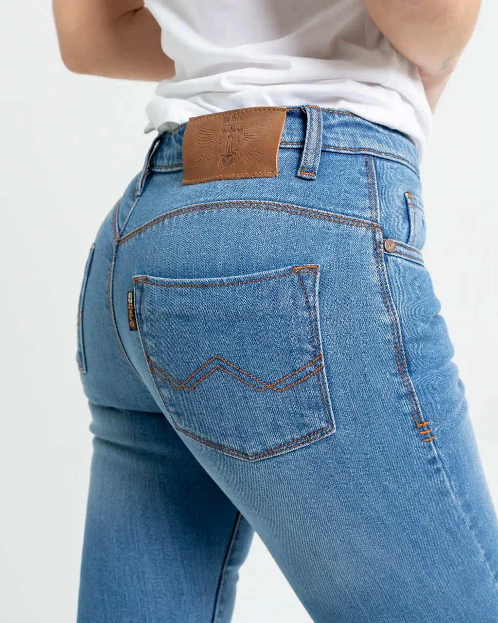 Trouser_Route_II_Lady_Light_Blue_10 en tamaño grande.webp