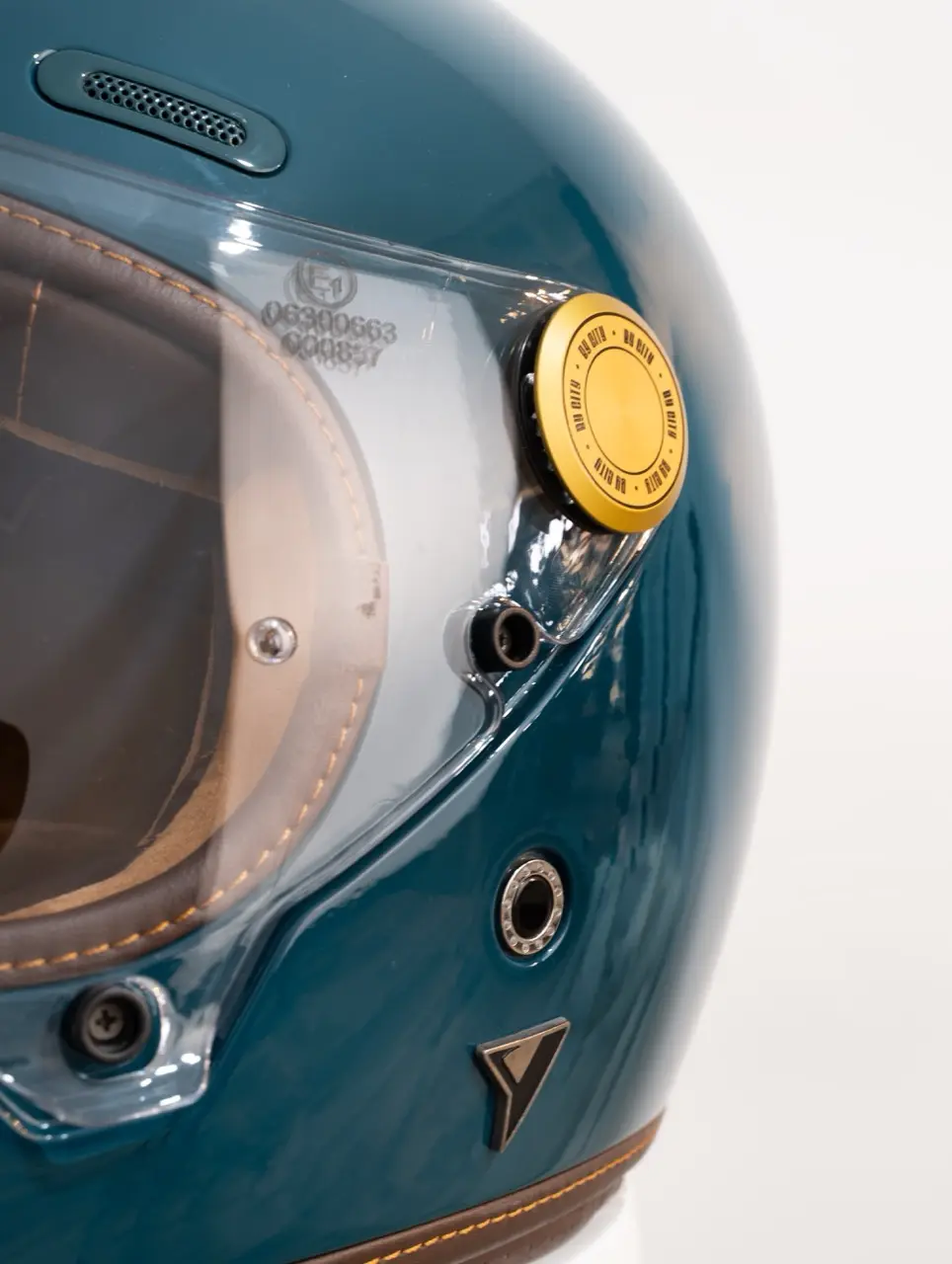 RoadsterIII_Blue_07 en tamaño grande.webp